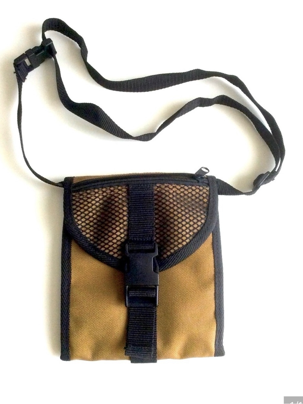BASS Crossbody Canvas Travel Wallet Passport Large Document Compartment 7”x6”